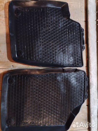 Автомобильные коврики резиновые бу
