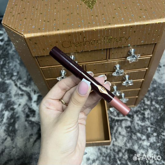 Карандаш для глаз Charlotte Tilbury