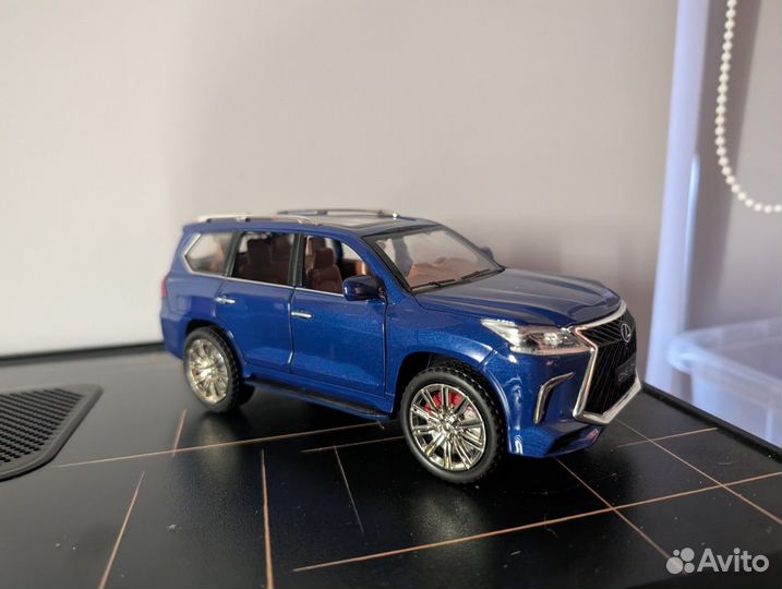 Машинки металлические модельки