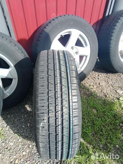 Continental ContiCrossContact RX 215/65 R16