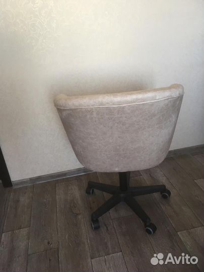 Компьютерный стул