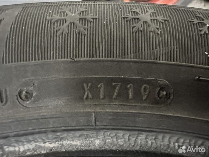 Dunlop Grandtrek Ice 02 255/50 R19 и 285/45 R19 107T