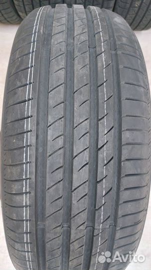 Maxtrek Maximus M2 225/55 R17 101V