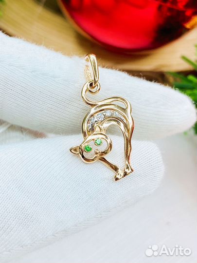 Золотая подвеска Кошечка