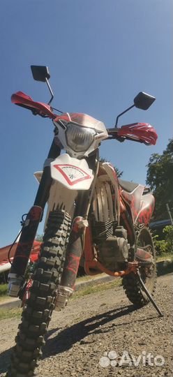 BSE Z6Y (J4)