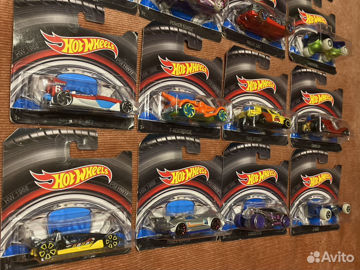 Машинки хот вилс из журнала HOT wheels