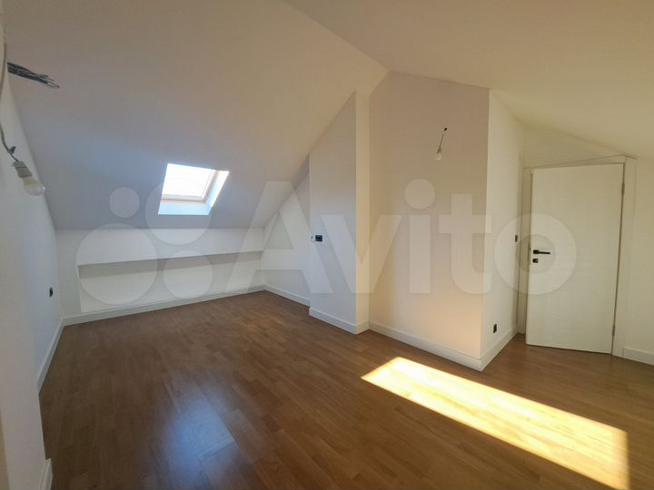 3-к. квартира, 100 м² (Черногория)