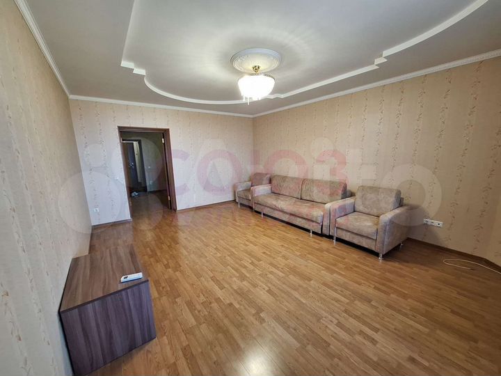 1-к. квартира, 52 м², 3/9 эт.