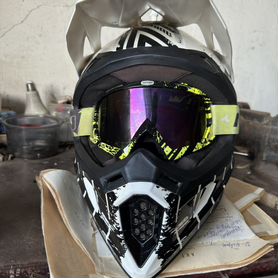 Шлем для мотоцикла кроссовый бу