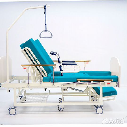 Медицинская кровать для инвалидов