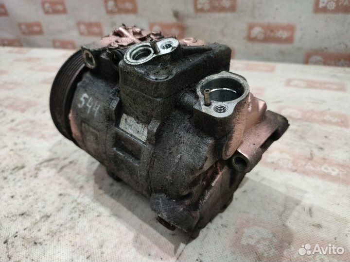 Компрессор кондиционера Mercedes-Benz Clk-Class