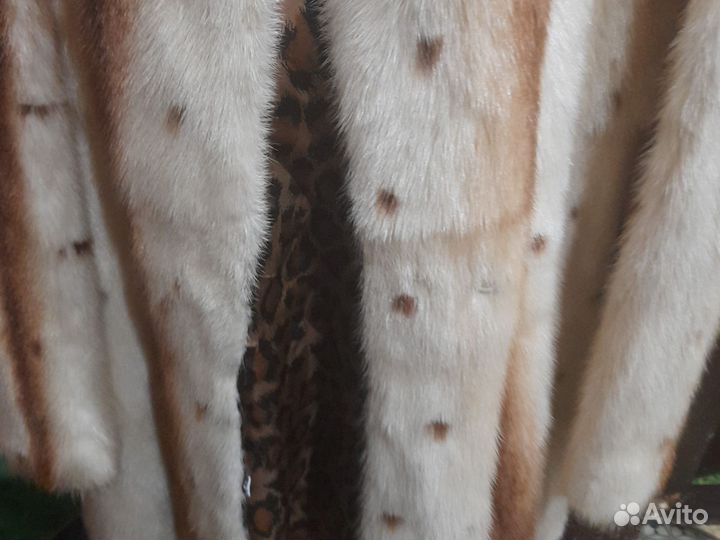 Шуба из кролика 46 размер а отличном состоянии