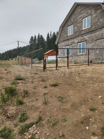 Дом 200 м² на участке 12 сот.