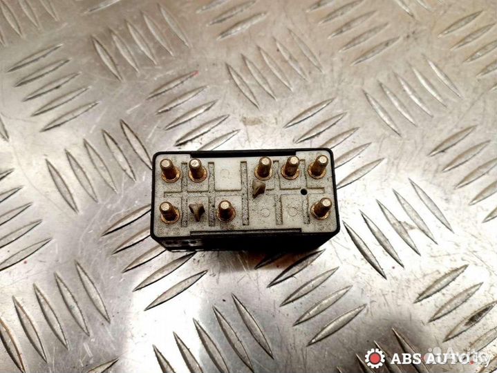 Реле электровентилятора Mercedes-Benz S-Класс