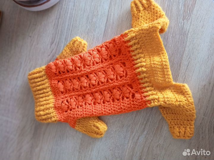 Вязаная одежда для собак мелких пород