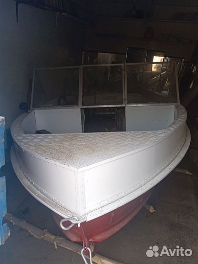 Продаю катер Прогресс 4
