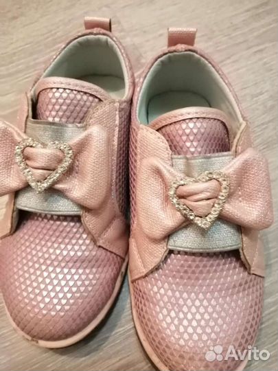 Ботинки на девочку