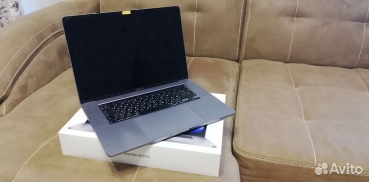 Macbook pro 16 2019 i7