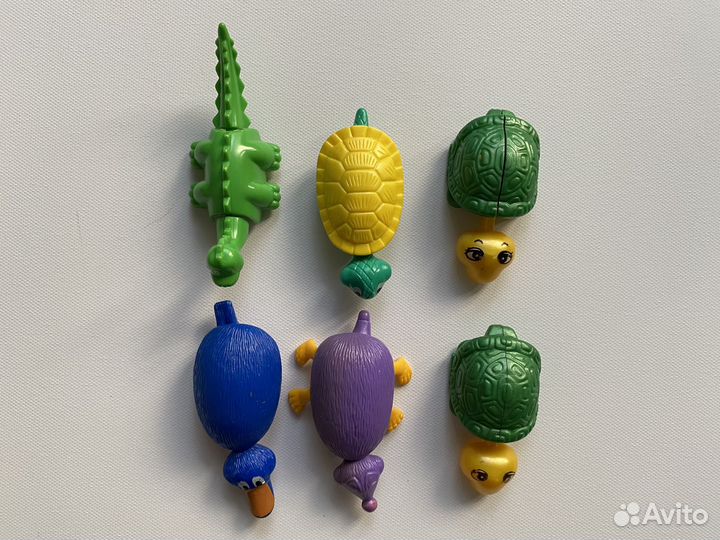 Игрушки из киндера пакетом