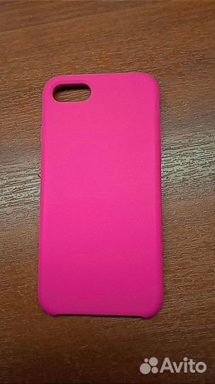 Ярко-розовый чехол на iPhone 5s SE