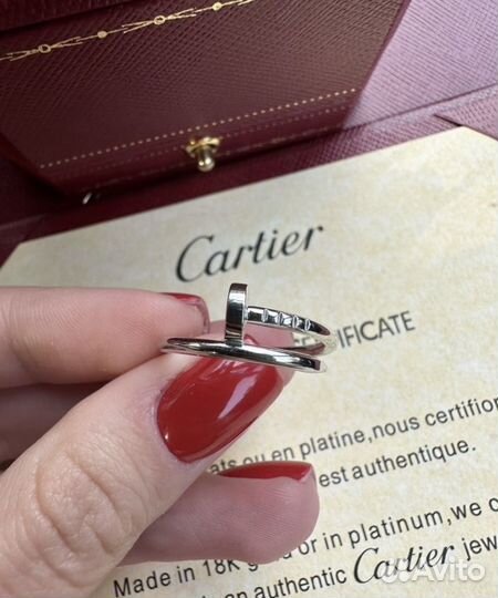 Кольцо Cartier белое золото