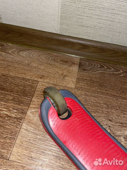 Самокат трехколесный globber