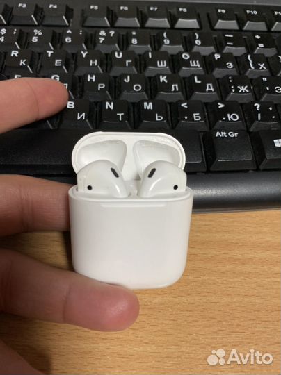 Airpods 2