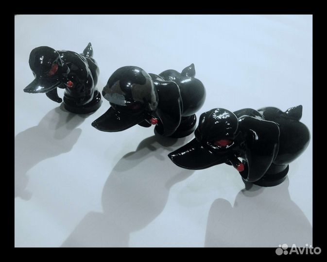 Злая утка на капот