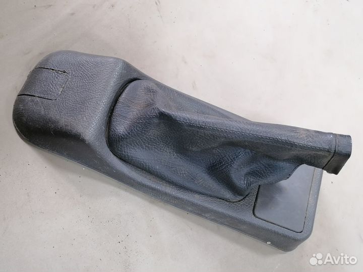 Кожух рычага стояночн.тормоза Fiat Punto 176 1998