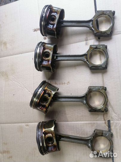 Поршень Nissan X-trail т32 MR20