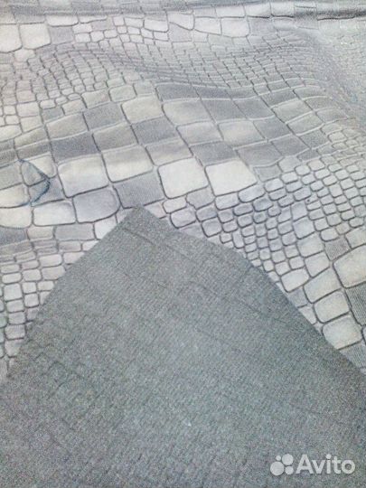 Тонкая кожа с тиснением, укреплен тканью