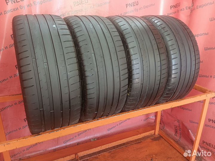 Michelin Pilot Sport 4 245/40 R18 97Y