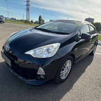 Toyota Aqua 1.5 CVT, 2012, 173 000 км, с пробегом, цена 720 000 руб.