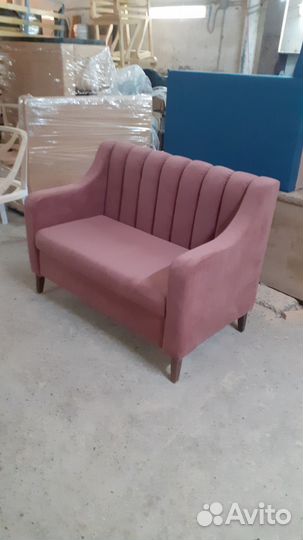 Диваны для кафе ресторанов