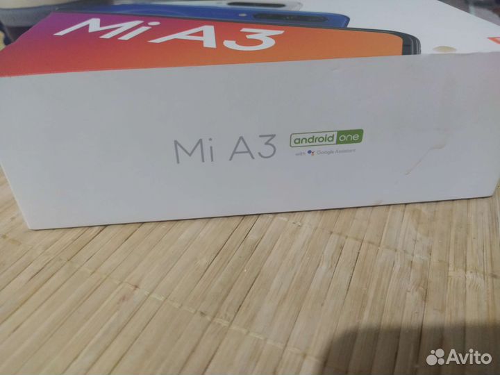Телефон Xiaomi mi A3