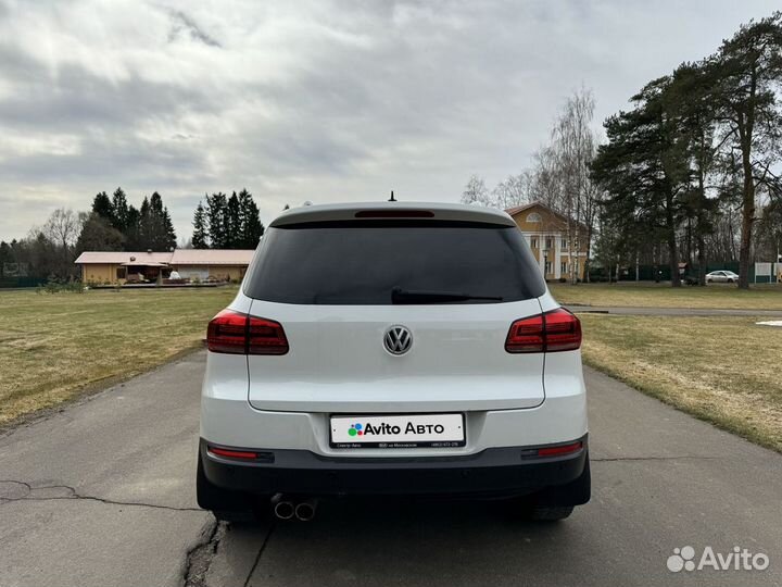 Volkswagen Tiguan 2.0 AT, 2015, 216 400 км