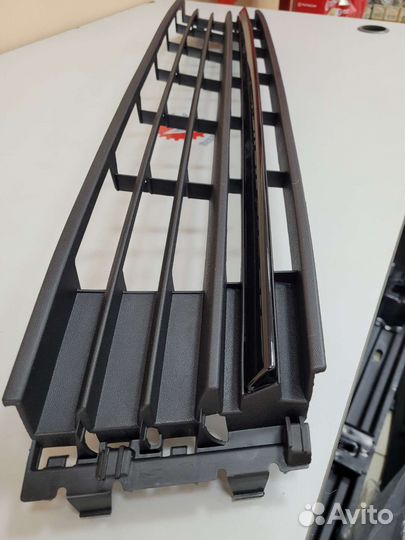 Решетка в бампер VW polo