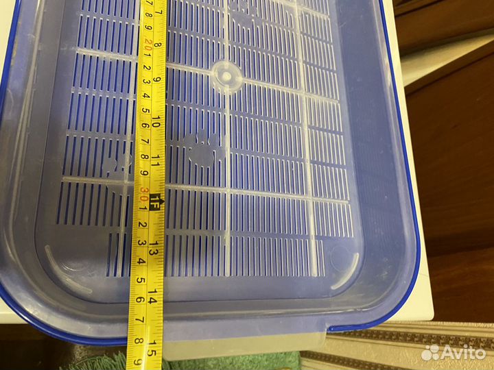 Лоток для кошек и жидкость для приучения к лотку