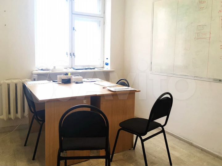 Офис, 10.9 м²