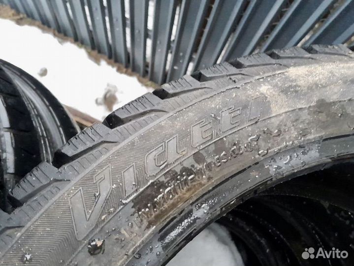 Viatti Brina Nordico V-522 235/40 R18