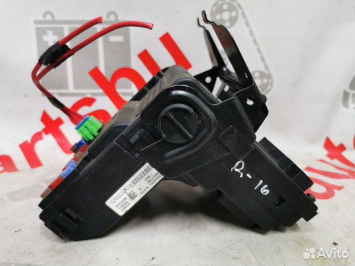 Блок предохранителей салонный Volvo Xc90 D5244T18