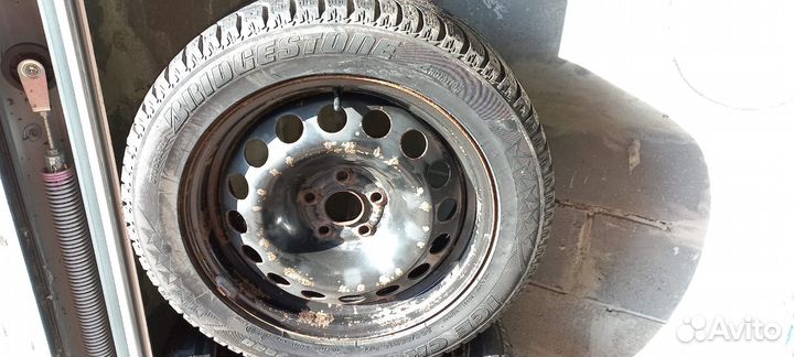 Bridgestone Ice Cruiser 7000 205/55 R16 91T