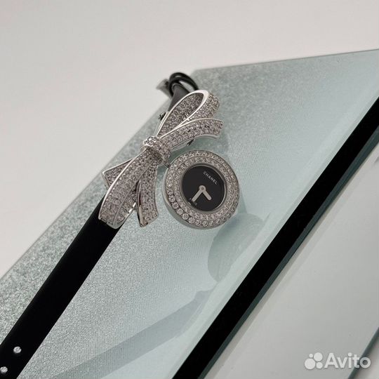 Часы Chanel
