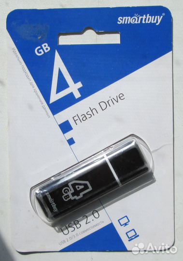 Флэшка smartbuy USB 2.0 4 гига чёрная новая в упак