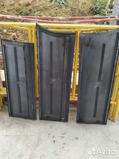 Накладки дверей на Toyota Alphard 2005- 2009 год