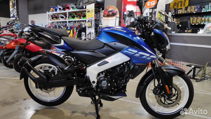 Мотоцикл Bajaj Pulsar 200 NS