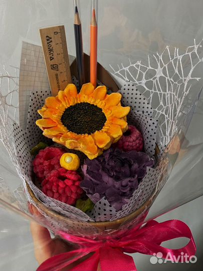 Сладкие букеты из зефира на 1 сентября