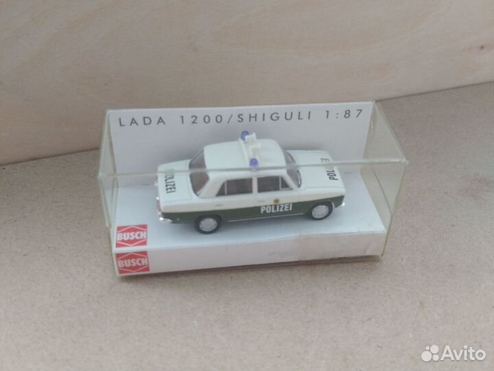 Busch 1 87 LADA 1200 Polizei