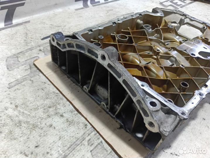 Поддон двигателя Skoda Octavia A5 1.8 CDA 2011