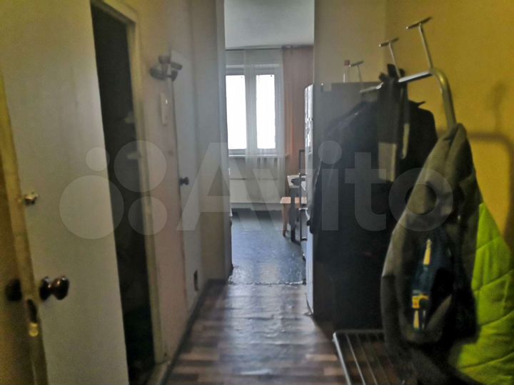 Комната 14 м² в 3-к., 17/22 эт.